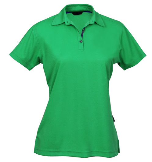 A green ladies' polo shirt with a classic collar and a branded logo.