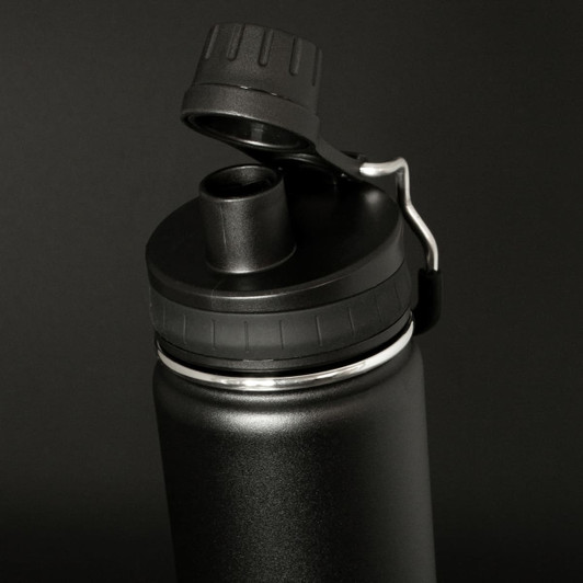 A drink bottle in matte black featuring a removable lid and spout. It has a metallic finish and a logo.