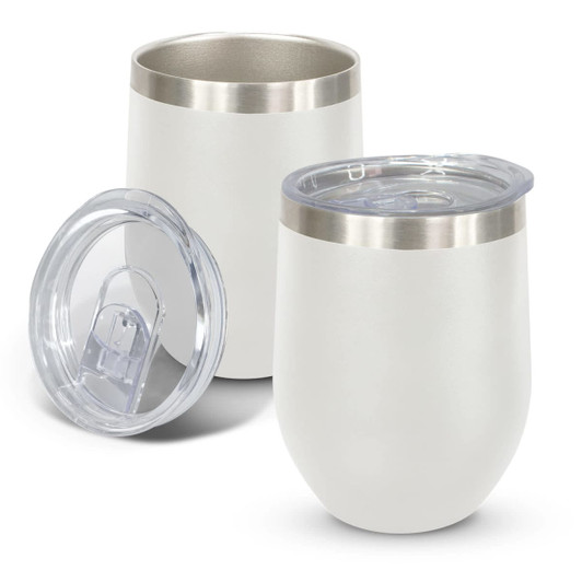 A drink bottle featuring a powder-coated white finish and stainless steel trim, with a clear lid and two cups displayed.