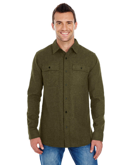 A man wearing a green long sleeve yarn-dyed flannel shirt with buttoned pockets and a collar.