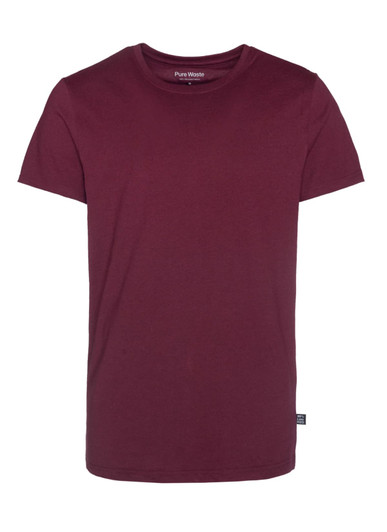 A burgundy men's t-shirt with a crew neck and short sleeves, featuring a small logo on the side.