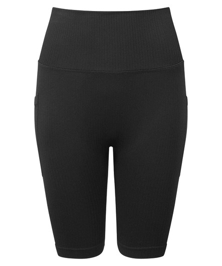 Black ribbed seamless cycle shorts with a high waist and pockets. Features a logo on the waistband.
