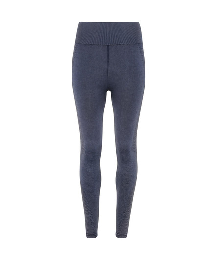 Seamless 3D fit leggings in a denim look, featuring a dark blue hue and a high waist design.