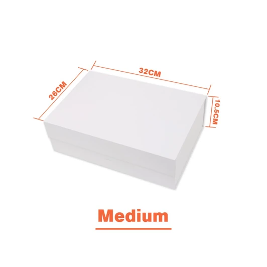 A medium, white foldable magnetic box with dimensions of 32cm x 26cm x 10.5cm, featuring a ribbon and a logo.