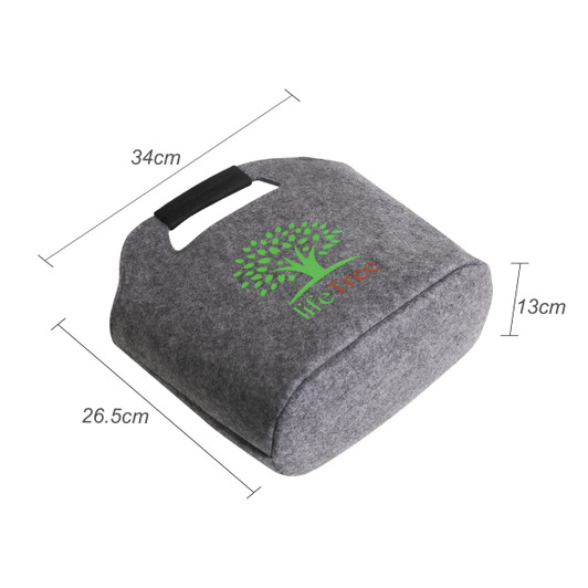 A grey felt cooler bag with a handle, featuring a logo on the front, measuring 34cm x 26.5cm x 13cm.
