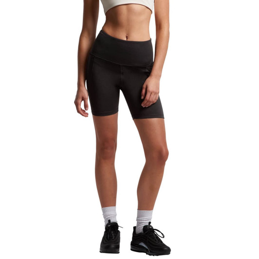 Active bike shorts in black, featuring a high waistband and a fitted design, displayed on a model.