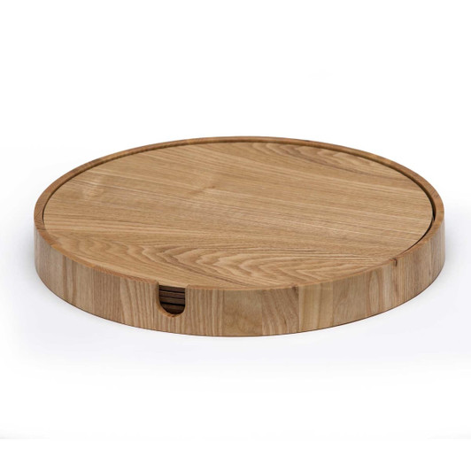 A round wooden placemat in a light timber finish, featuring a smooth surface and a groove design around the edge.