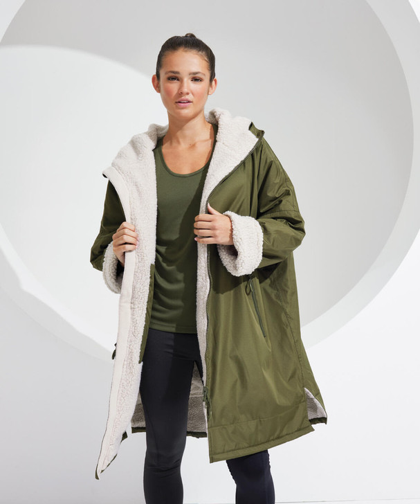 All-Seasons Waterproof Changing Robe