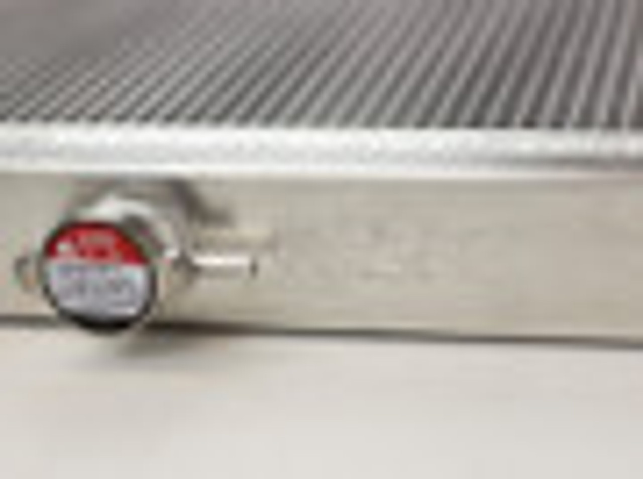 ISR Aluminum Radiator for your Nissan 240sx 95-98 w/KA24. High quality aluminum.
1x Radiator Cap