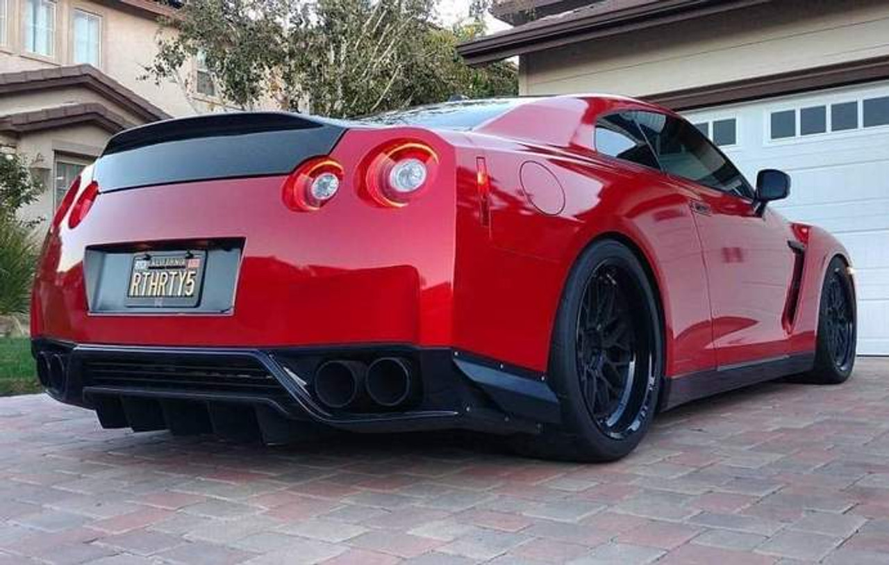 Seibon C-Style Carbon Fiber Trunk Lid | 2009-2018 Nissan GT-R R35