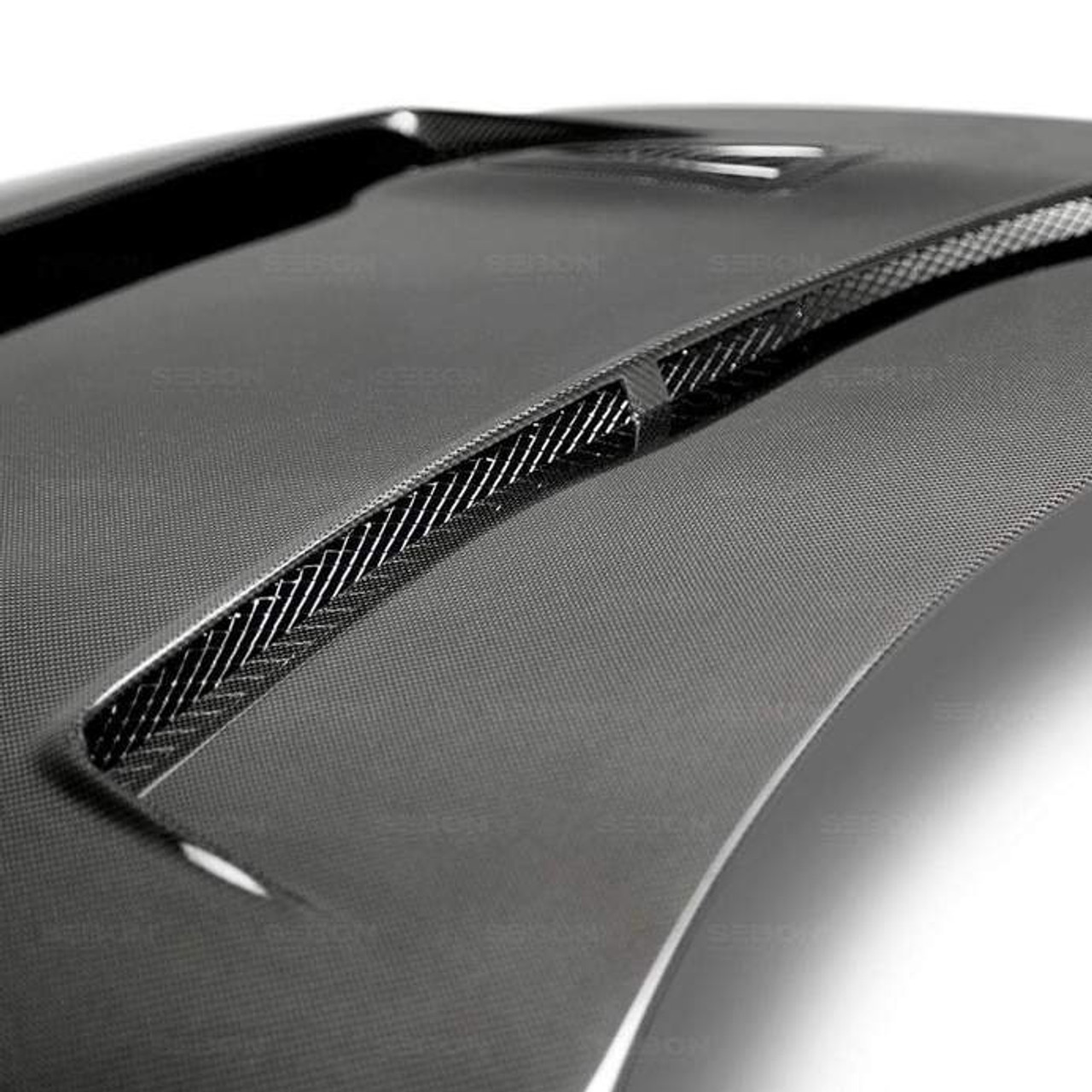 Seibon DV-Style Carbon Fiber Hood | 2009-2016 Nissan GT-R R35