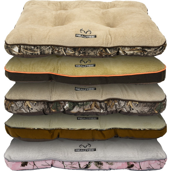 Realtree Tufted Gusset Pet Bed  Assorted Display - 30In X 40 in