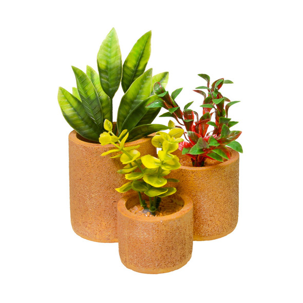 <body><p>This flower pot garden will anchor nicely into any aquarium or terrarium substrate with it's polyresin pot base. Filled with colorful soft plastic leaves & branches that are sturdy enough to stand up on their own, but soft enough to sway in the water. Safe for fresh or salt water, non toxic.</p></body>