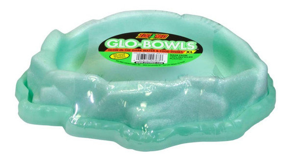 <body><p>Zoo Med's Glow in the Dark Combo Bowls are made of 100% recycled plastic. See your reptiles at night! Made in the U.S.A.</p></body>