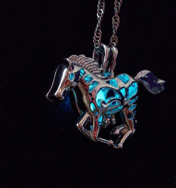 Pendentif Cheval Lumineux zaxx