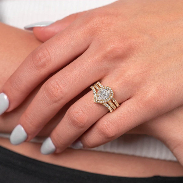 Bague Semi-éternité En Forme De V Bague Semi-éternité En Forme De V zaxx