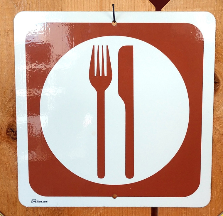 Food recreation sign as seen on the highways