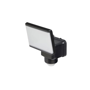 Patrol is a LED flood light with built in PIR sensor. With IP44 ingress protection make Patrol ideal for entry ways, alfresco, garages and walkways applications.