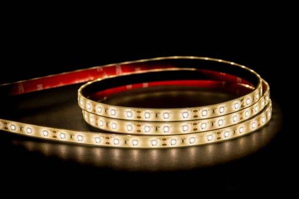 HV9783-IP67-60-4K - 14.4w 12v DC IP67 LED Strip 4000k