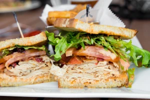 Deli Sliced Smoked Turkey Breast - 8 oz