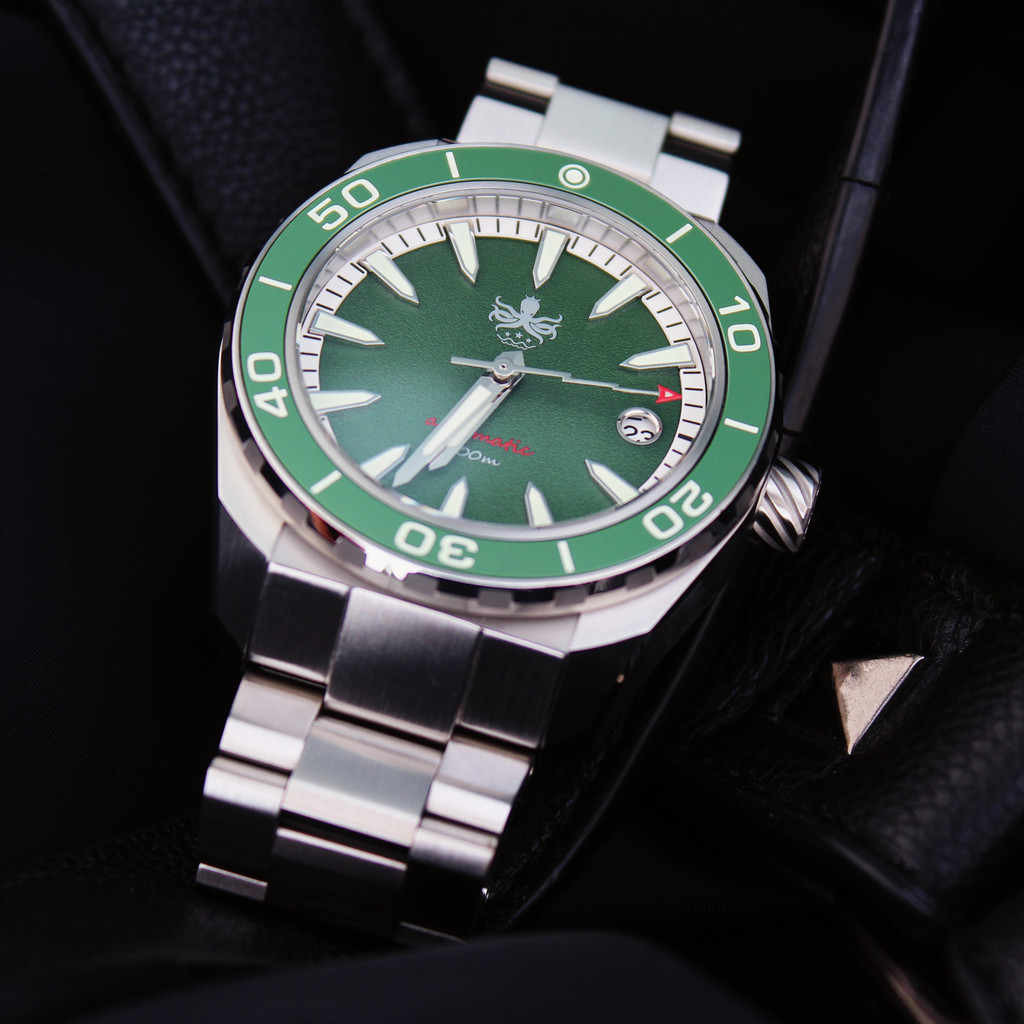 PHOIBOS Proteus 300M Automatic Diver Watch PY024A Green