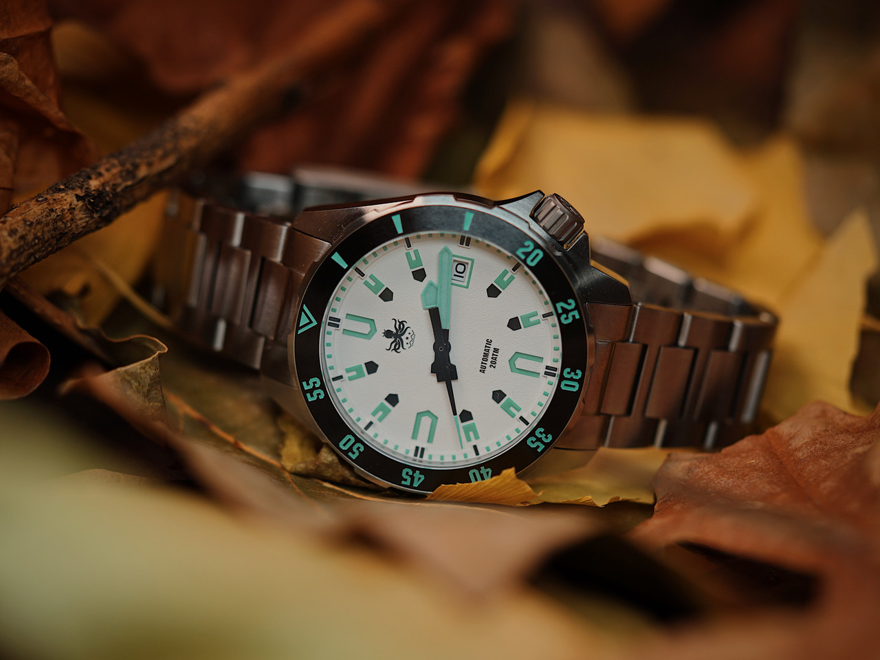 PHOIBOS APOLLO 200M Automatic Diver Watch PY056E White