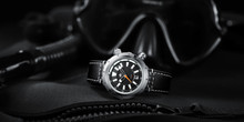 PHOIBOS Vortex Anti-Magnetic 200M Automatic Diver Watch PY042C Black