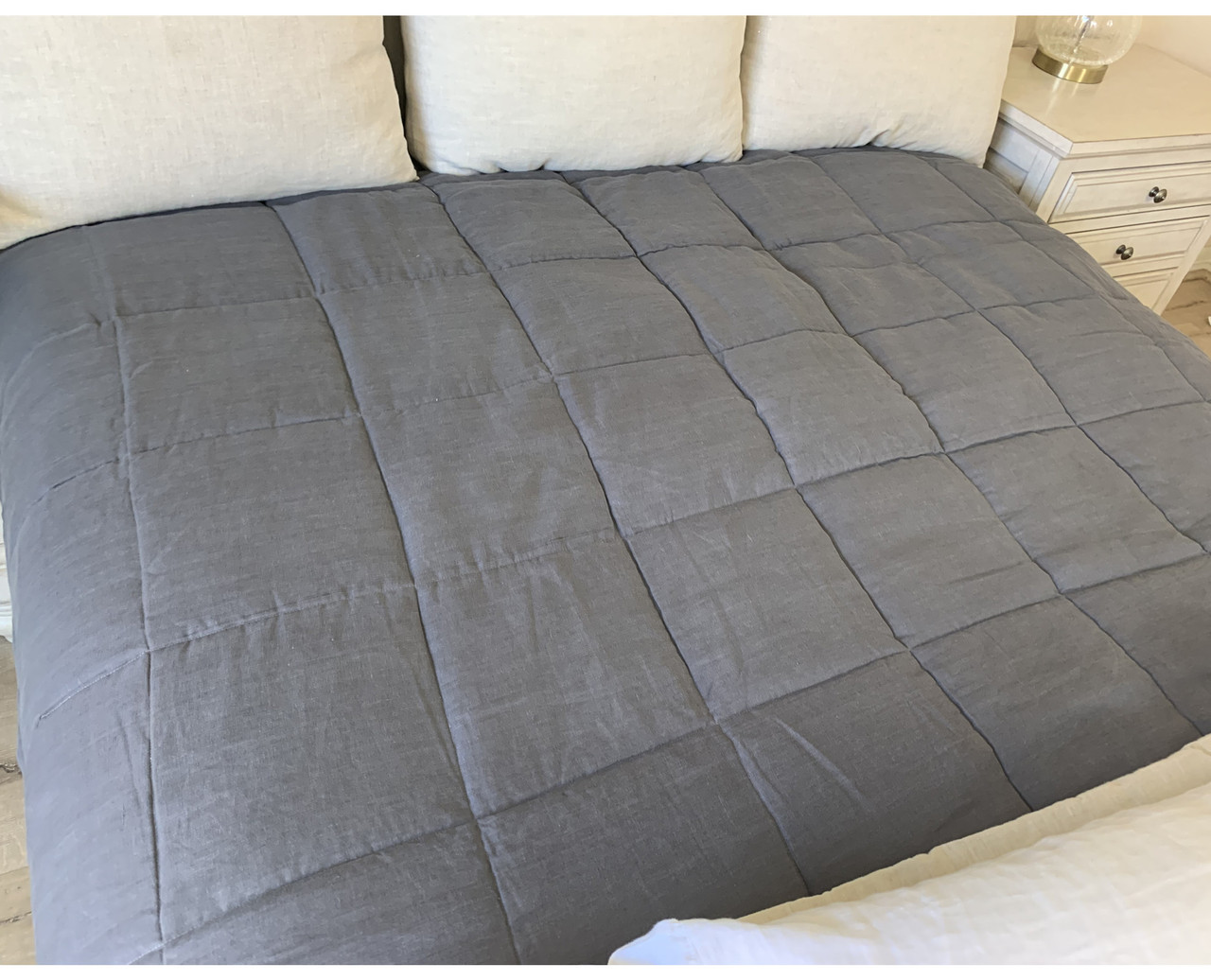 Linen Box Quilt Comforter Quilt