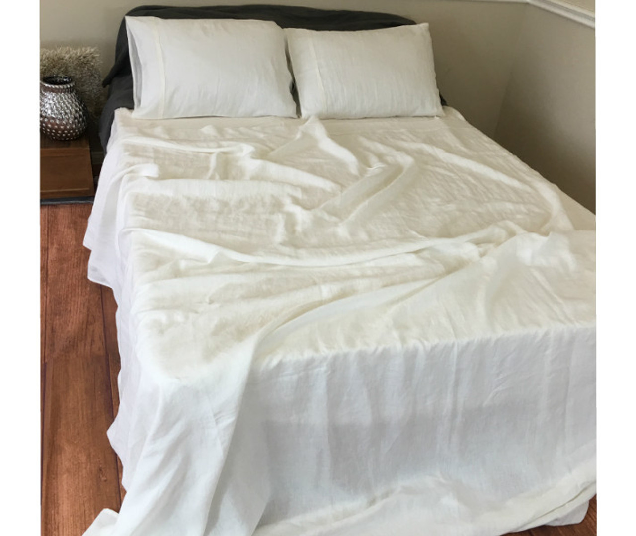 White bed sheets set in natural linen Handcrafted by Superior Custom