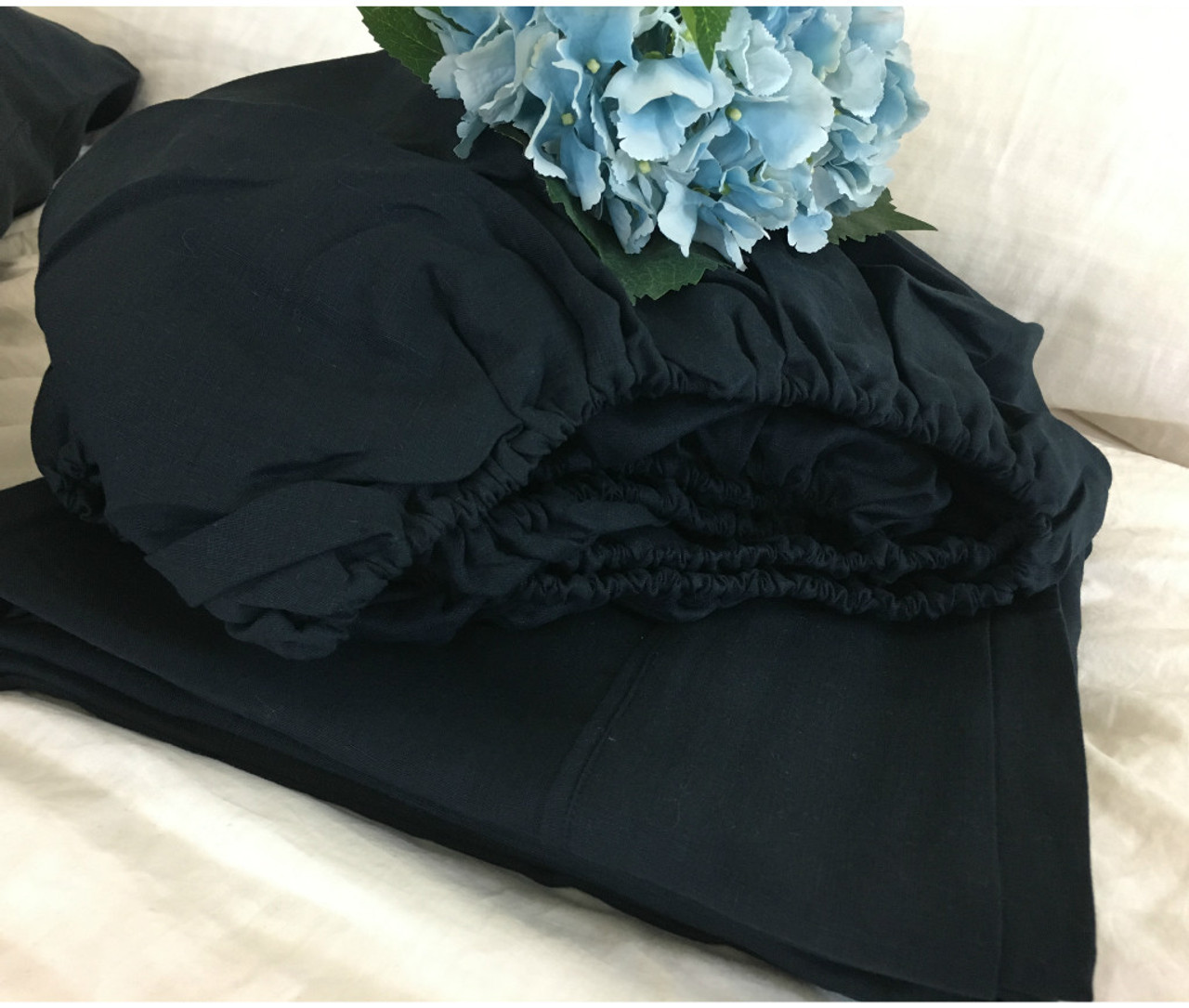 Black Knight Linen Bed Sheets Set