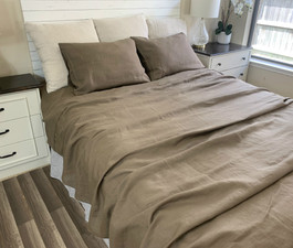 Cedar Dark Brown Linen Bed Sheets Set