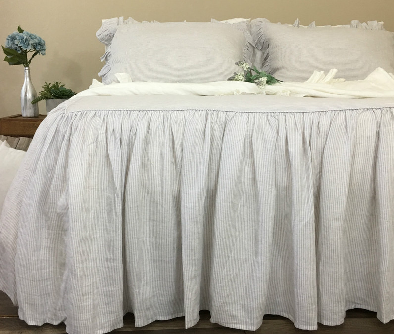 Natural Linen Daybed Slipcover, Upholstered Daybed fitted mattress cover in  white, linen.