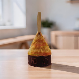 House shaped yellow pouch - MM2