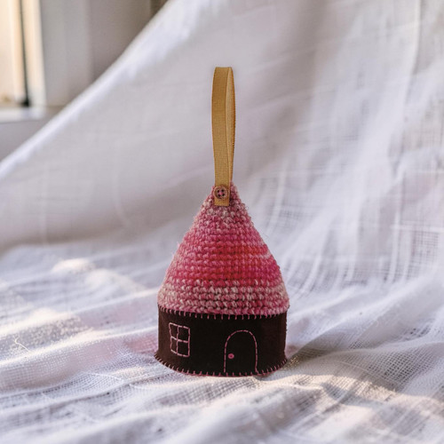 House shaped pink pouch - MM1