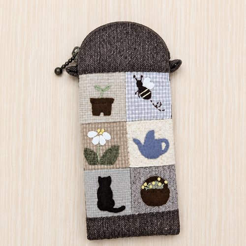 Zip Glasses Patchwork Pouch SP-23