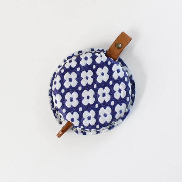 Tape Measure with Yuzen Leather Cover - Cohana - Blue