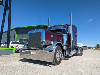 20" Chrome Peterbilt 379 Bumper - Boxed