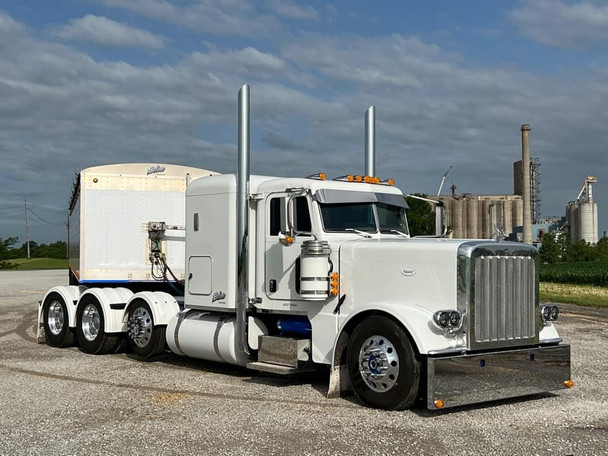 20" Chrome Peterbilt 389 Bumper - Boxed 20" Chrome Peterbilt 389 Bumper - Boxed