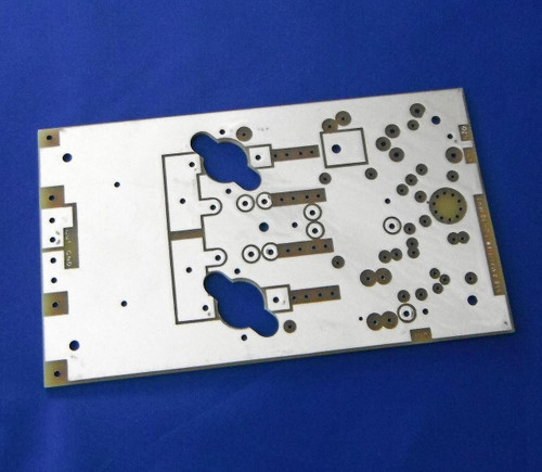 AN762 PRINTED CIRCUIT BOARD