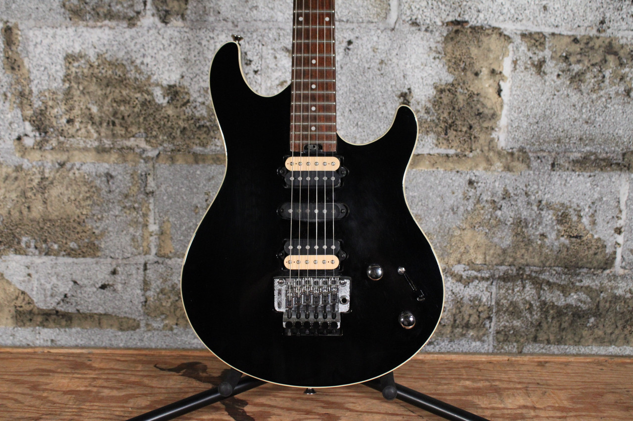 Peavey HP Special EXP Black w/ Peavey Fitted Hard Case (Used)