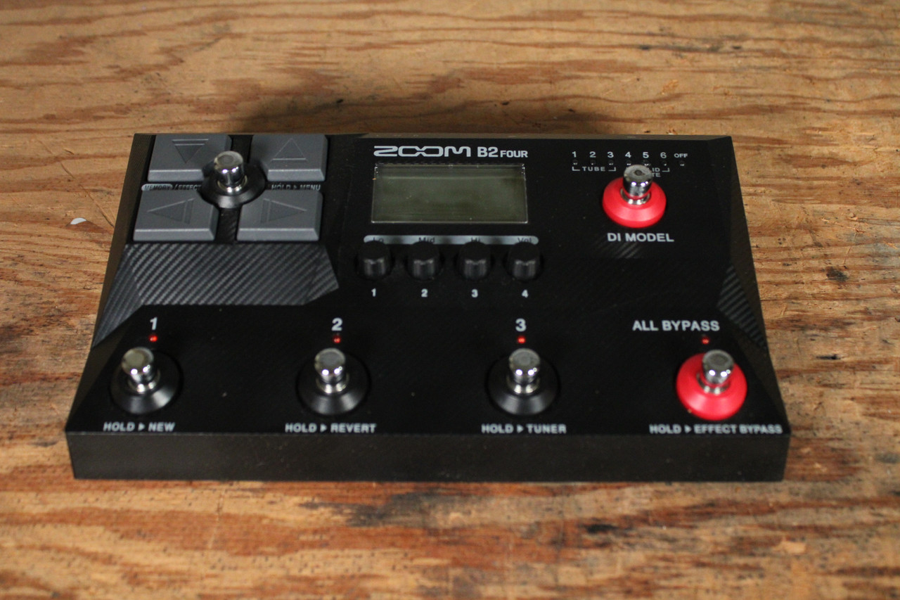 Zoom B2 Four Bass Multi-Effects & Amp Emulator w/ Box & Manual (Used)