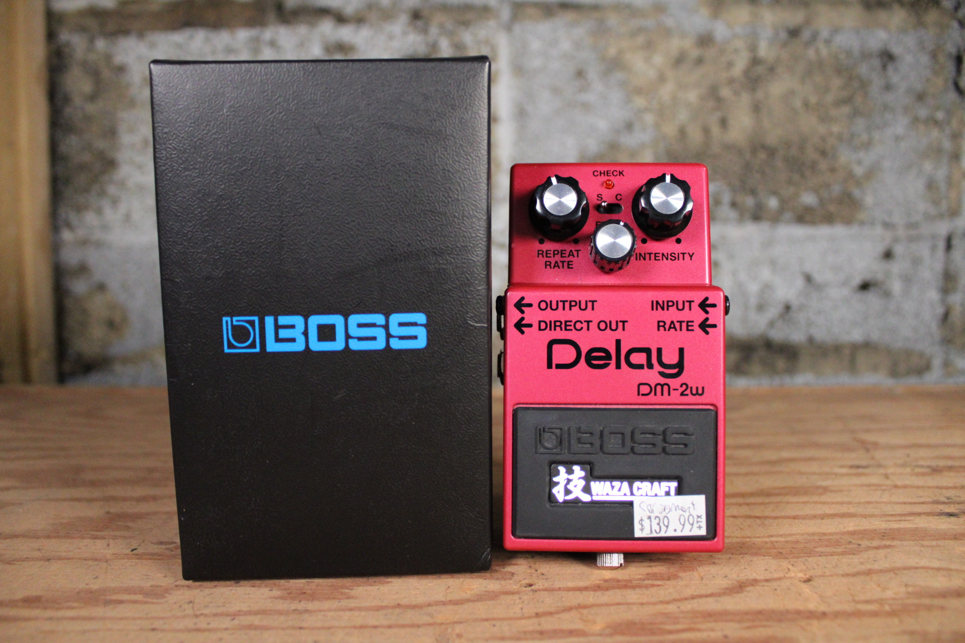 Boss DM-2w Analog Delay w/ Box (Used)