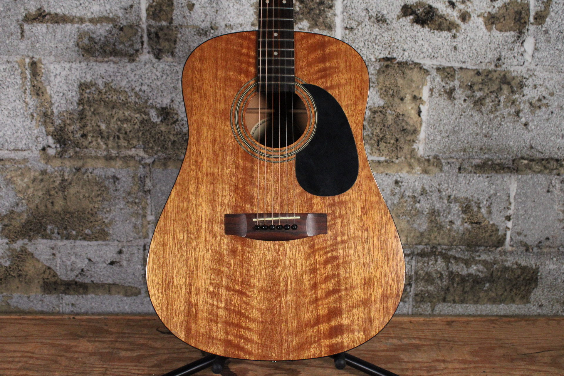 Abilene AW-015-G Dreadnought (Used)