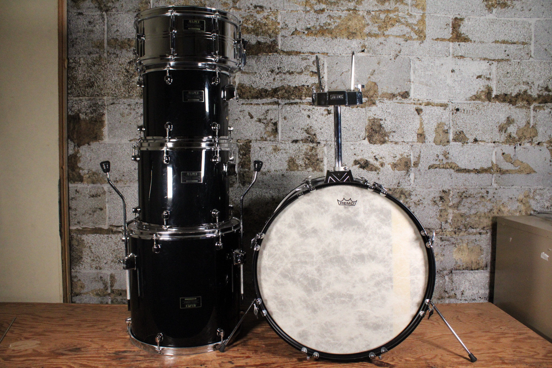 Mapex Venus Series Black 12/13/16/22/14 w/ Hardware (Used) & Brand New Zildjian Planet Z Fundamental 14/18 Cymbal Pack!