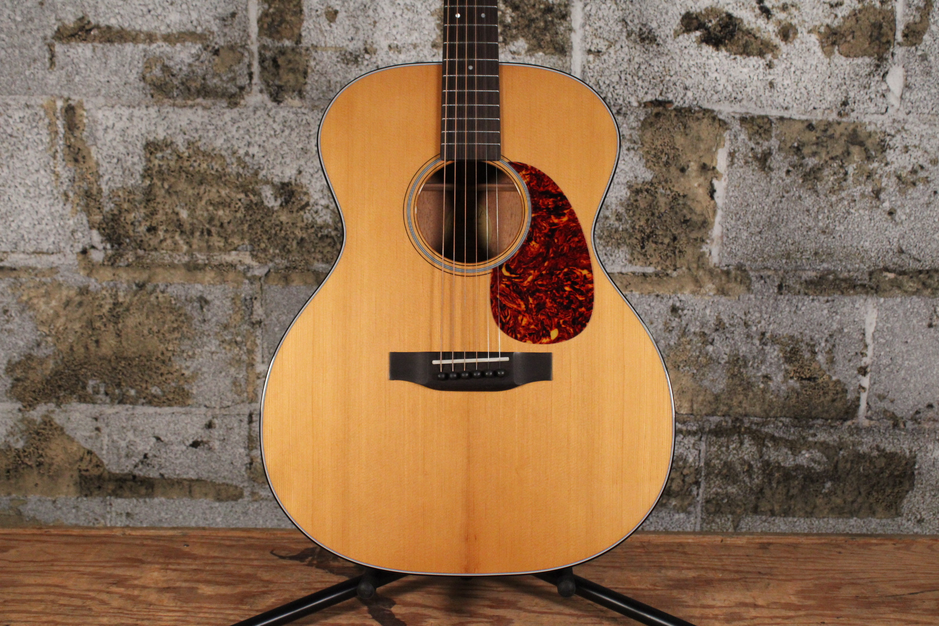 Bristol by Blueridge BL-143 Deluxe Series 000 w/ Bag