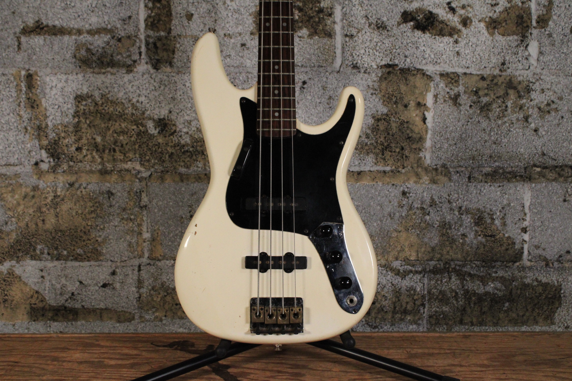 1980s Epiphone Rock Bass White