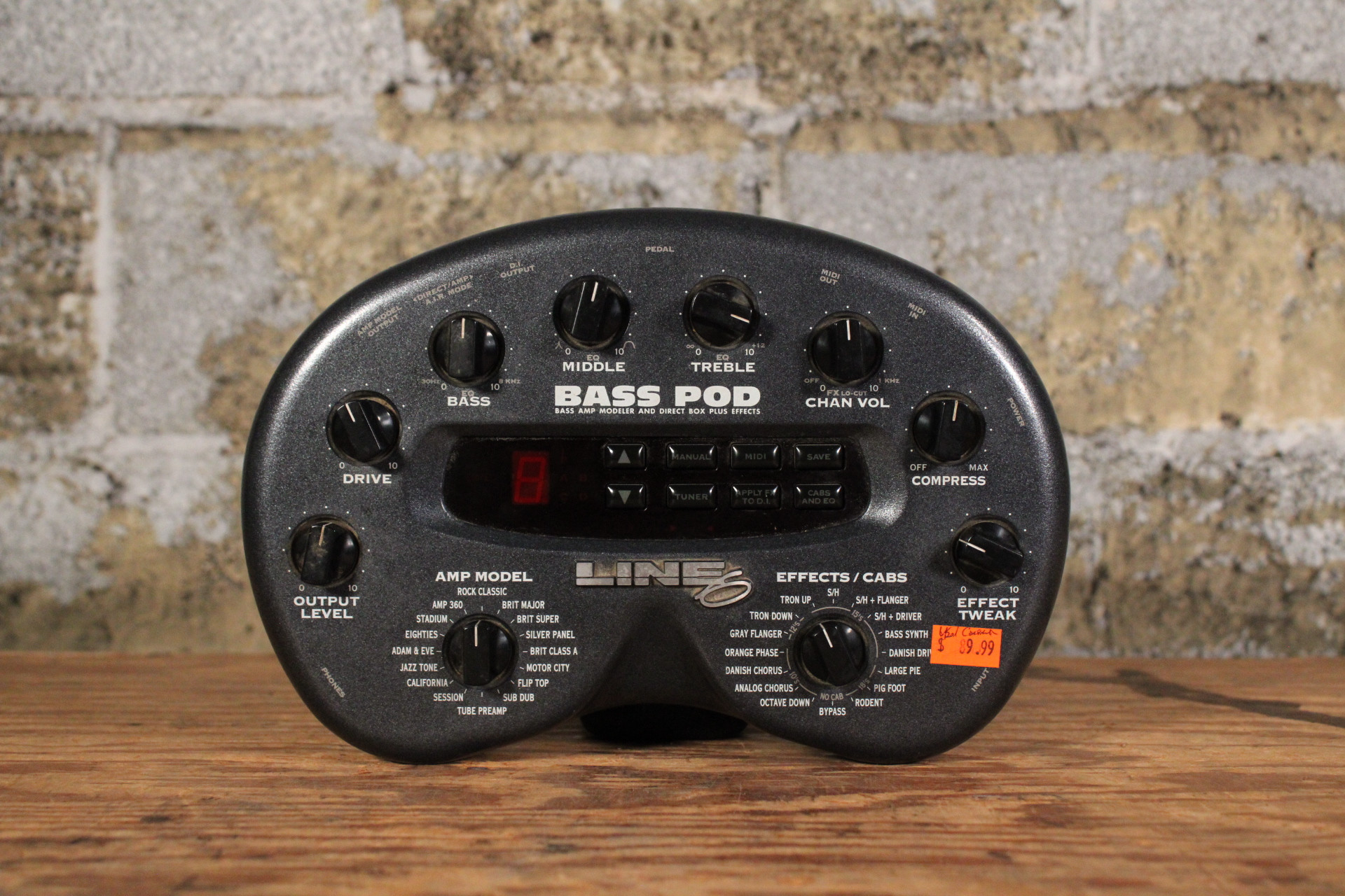 Line 6 Bass Pod Multi Effect & Amp Modeler w/ Power Supply (Used)