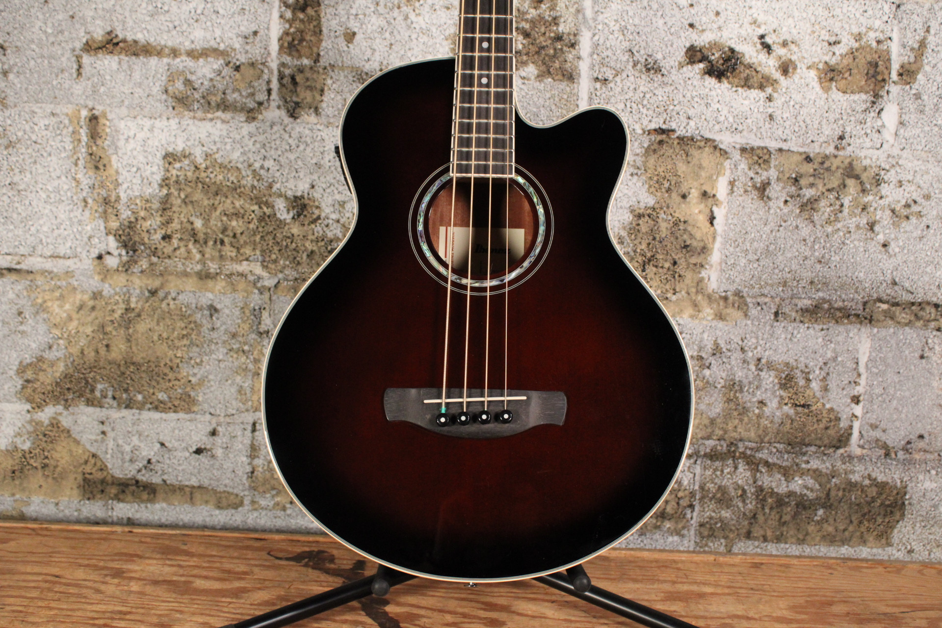Ibanez AEB10 Dark Violin Sunburst High Gloss