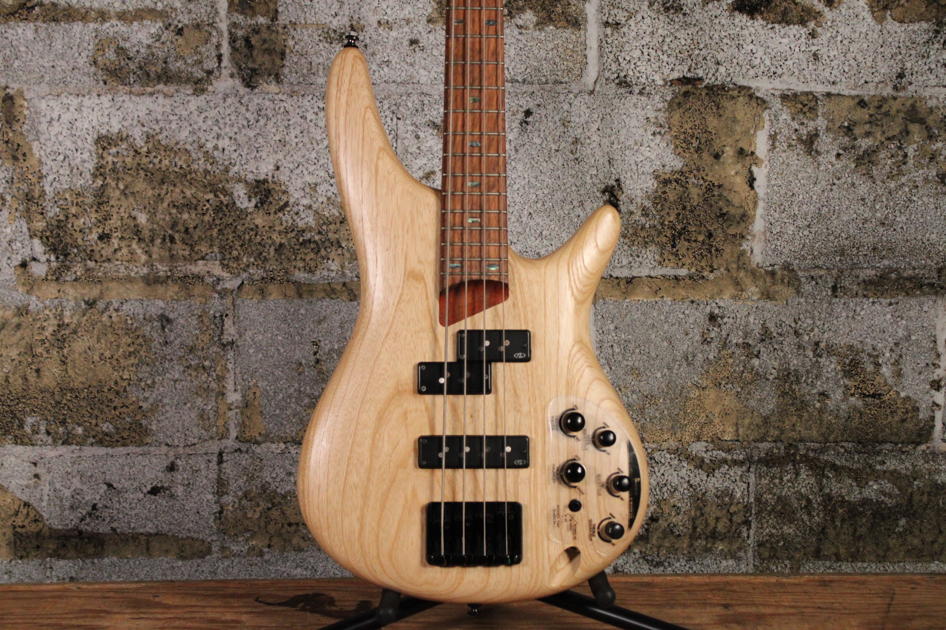 Ibanez SR650 Natural Ash w/ Bag (Used)