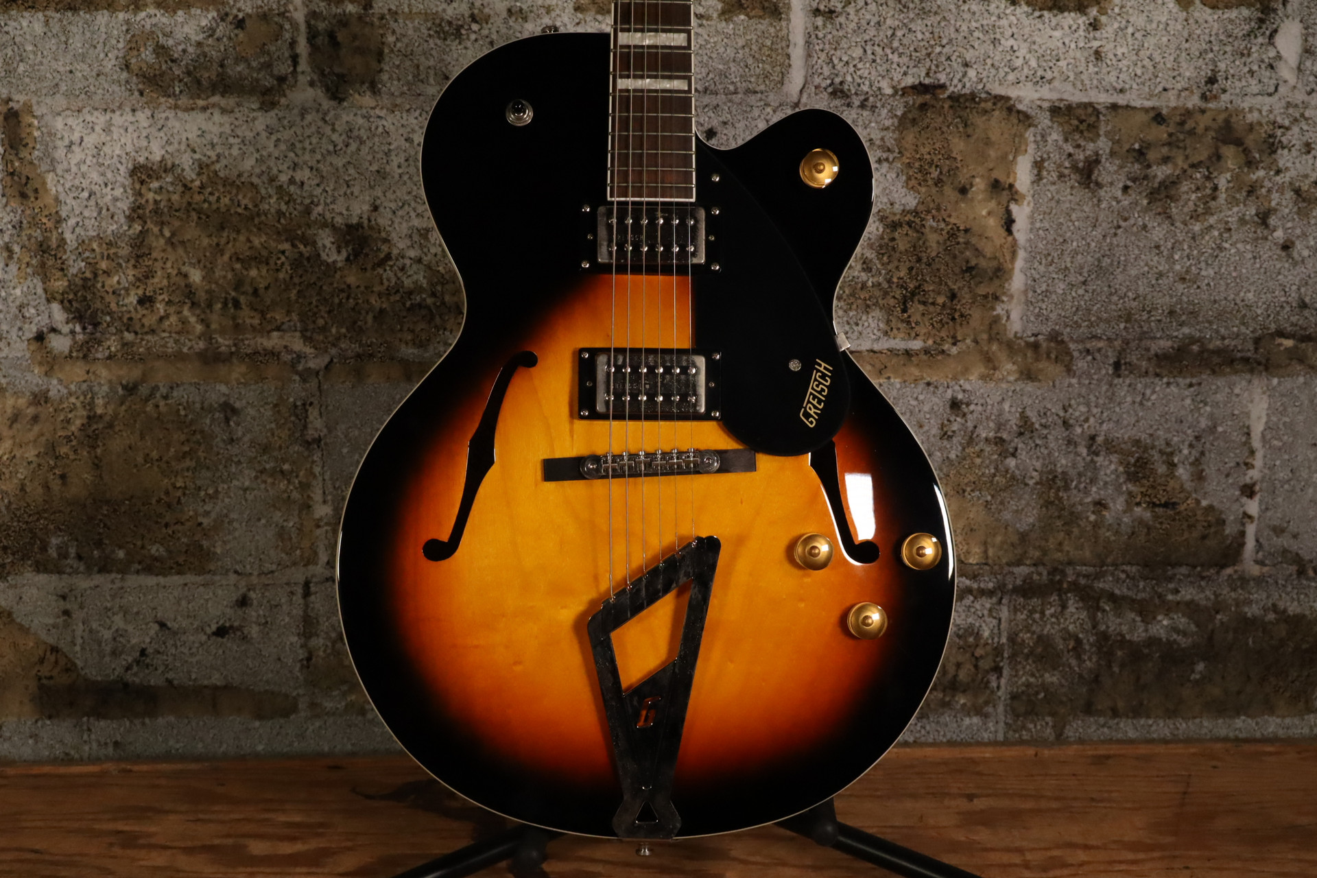 Gretsch G2420 Streamliner Aged Brooklyn Burst w/ Hard Case (Used)